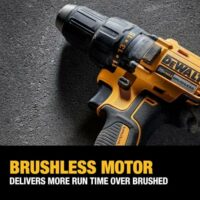 DEWALT Taladro inalámbrico de 20 V Max, 1/2 pulgada, 2 velocidades, XR 2.0 Ah batería y cargador incluido (DCD777D1)  Herramientas y Mejoras del Hogar - Image 3